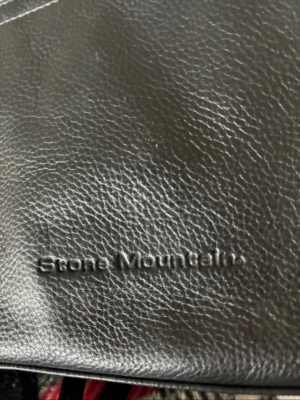 Black dainty Stone Mountain leather purse - Picture 9 of 13